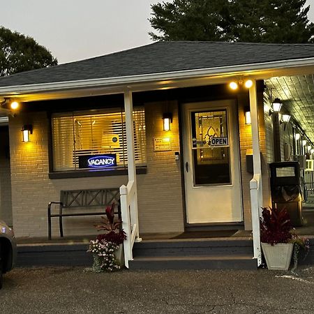 Bea'S Parkway Inn Mount Airy Extérieur photo