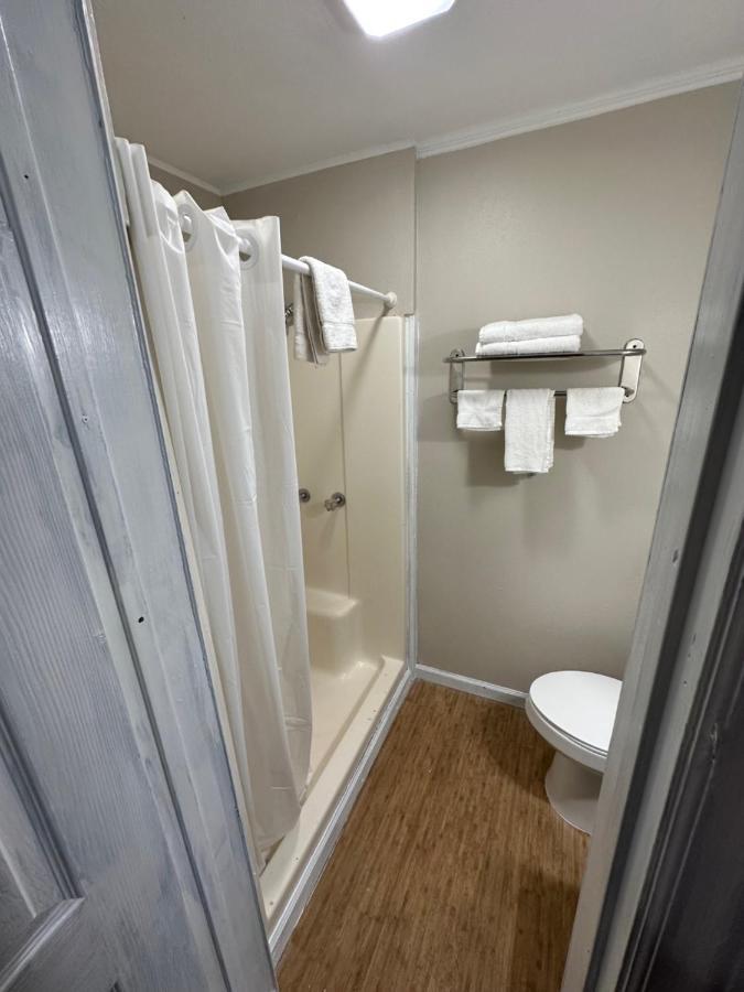 Bea'S Parkway Inn Mount Airy Extérieur photo