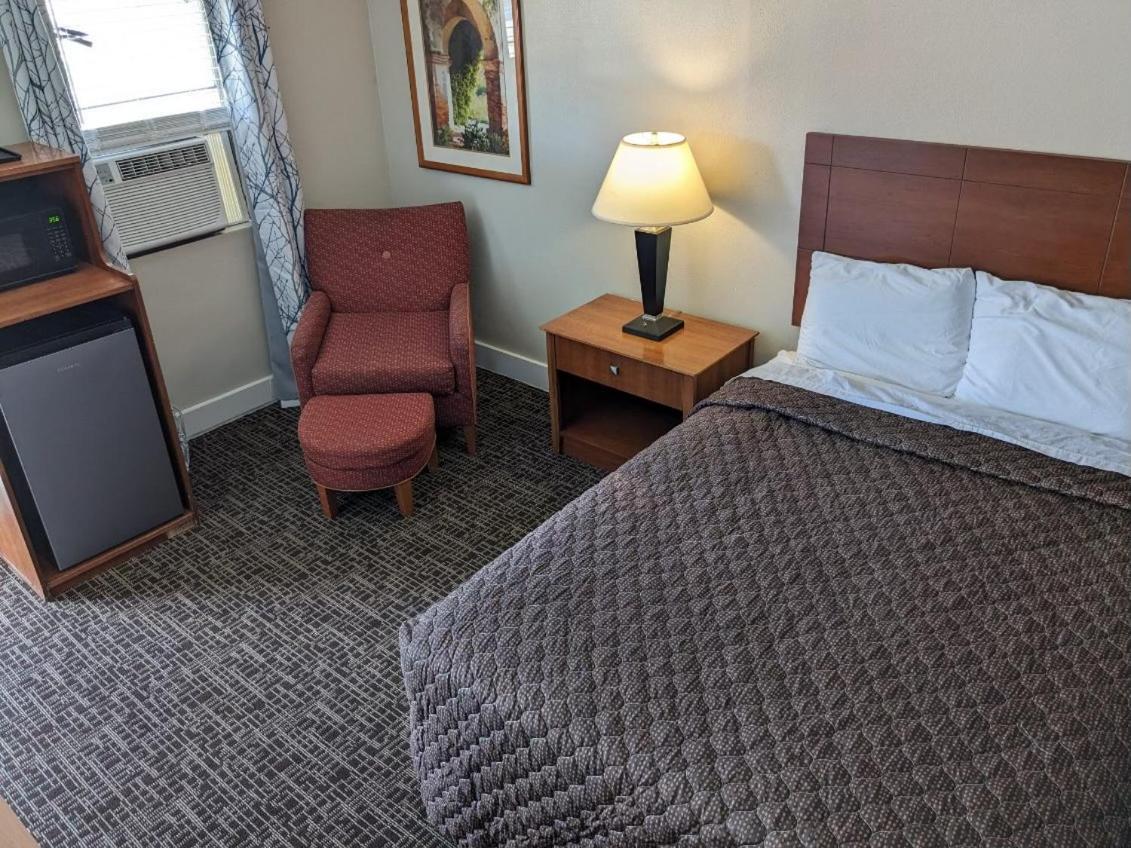 Bea'S Parkway Inn Mount Airy Extérieur photo